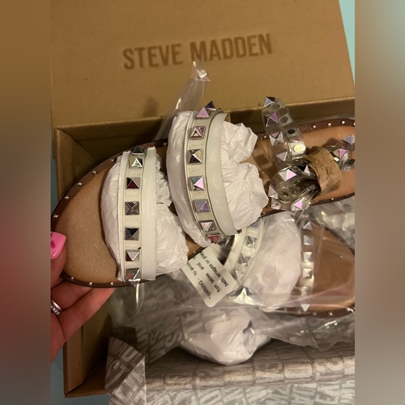 Steve Madden gladiator clear studded sandals NEW with box size 6 NWT - Picture 1 of 3